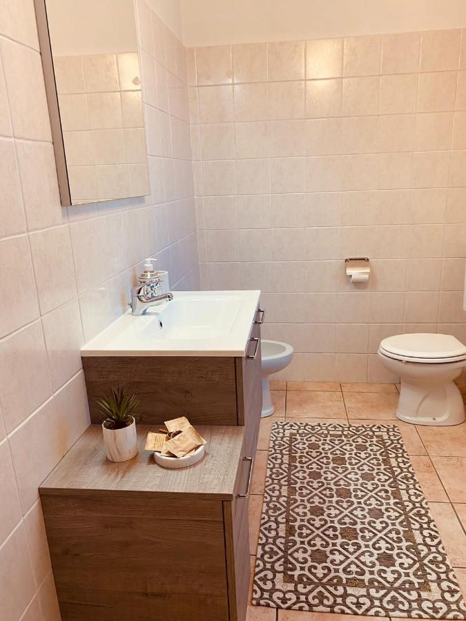 Corte 22 B&B E Appartamenti Боргоманеро Екстериор снимка